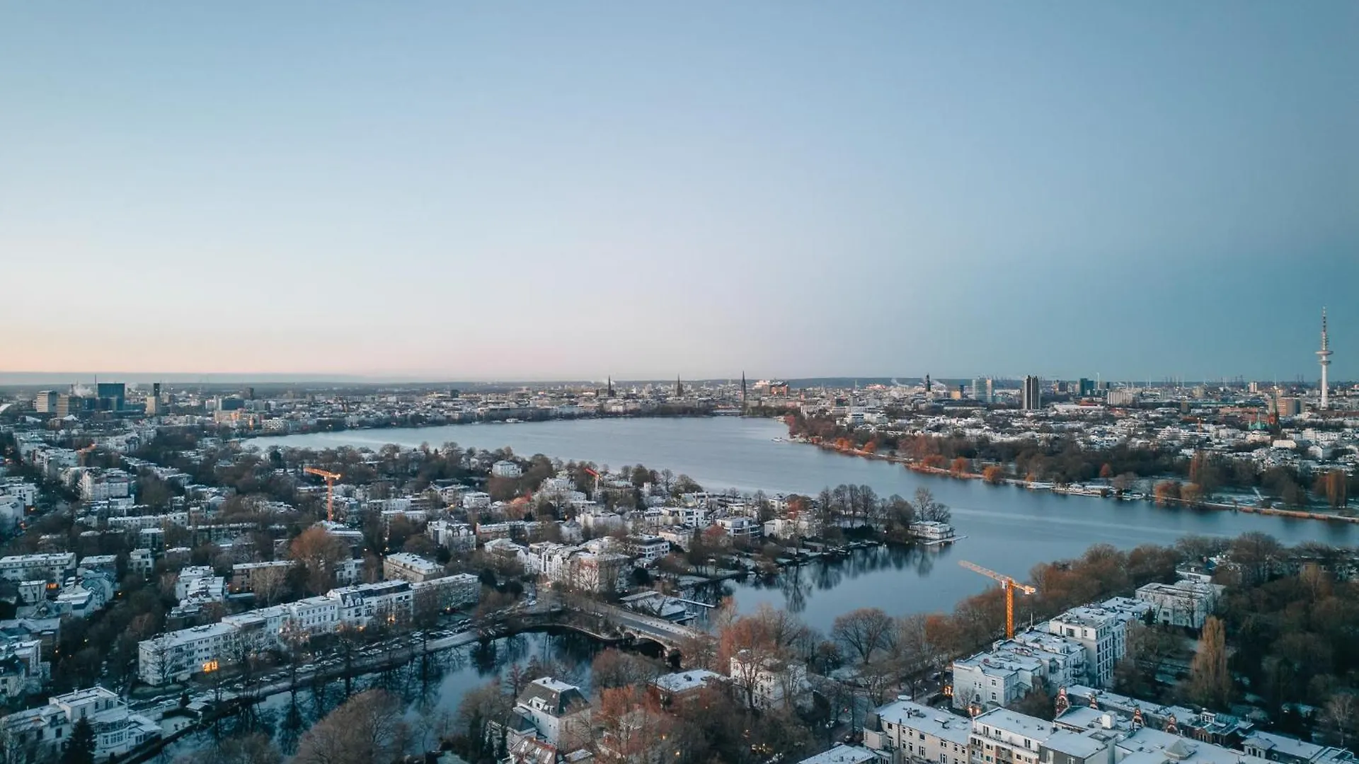 Apartament Modern, Ruhig, Gemuetlich: 2 Zimmer Wohnung In Bester Lage Nahe Alster + Stadtpark Hamburg