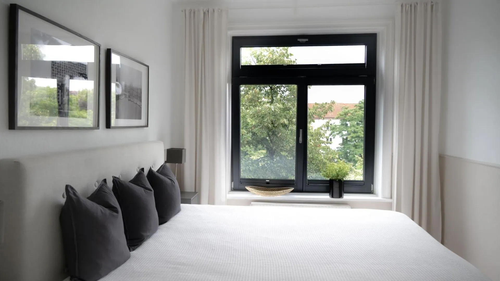 Modern, Ruhig, Gemuetlich: 2 Zimmer Wohnung In Bester Lage Nahe Alster + Stadtpark Hamburg
